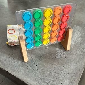 Lovevery Drop & Match Dot Catcher